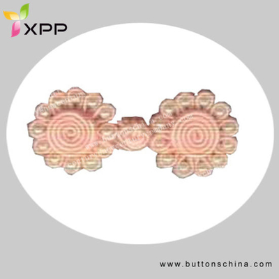 Botão chinês extravagante do nó da cor cor-de-rosa
